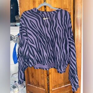 nike crop top sweater